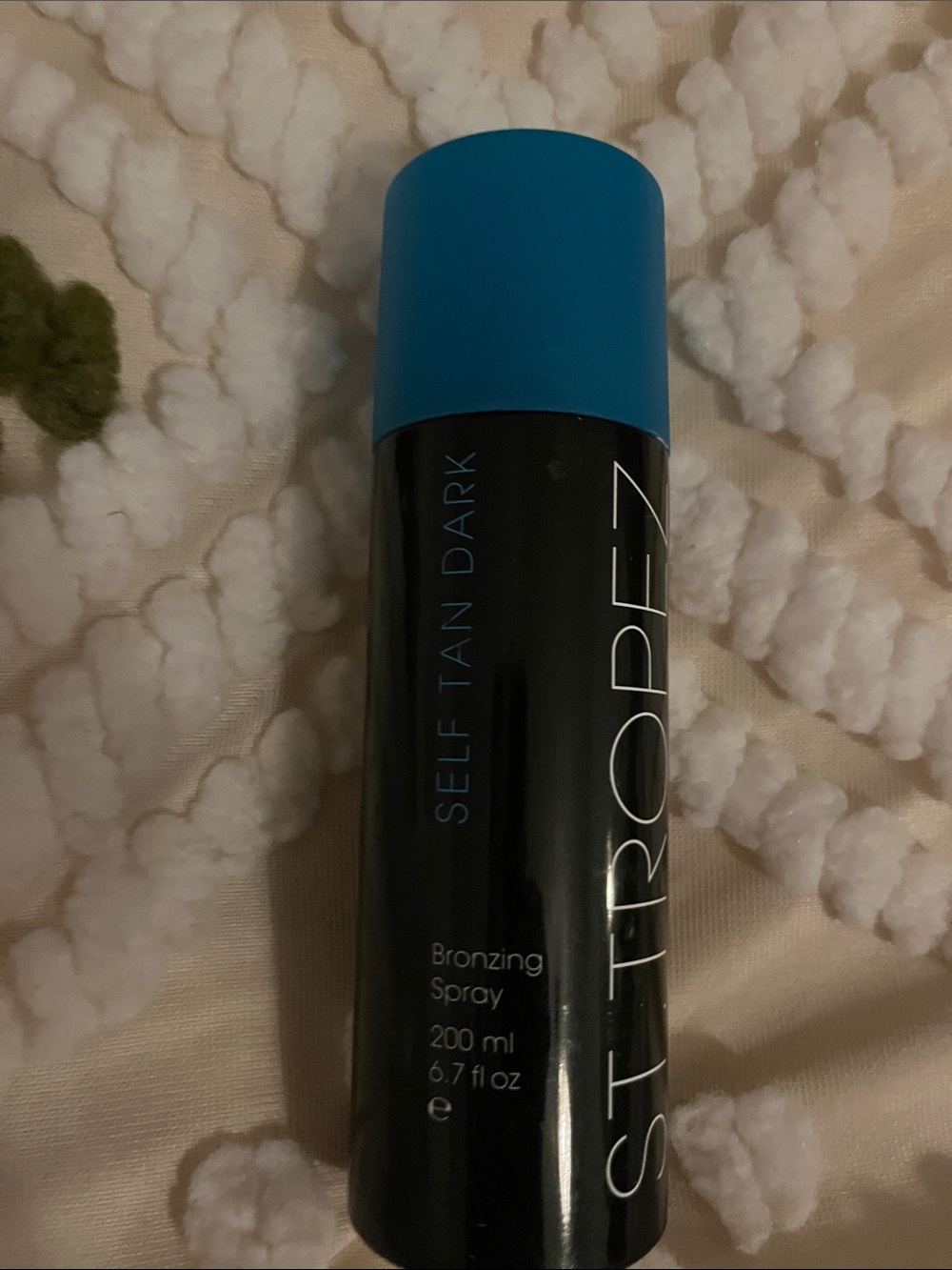 St. Tropez Self Tan Dark Bronzing Spray - Blue Cap, Black Bottle